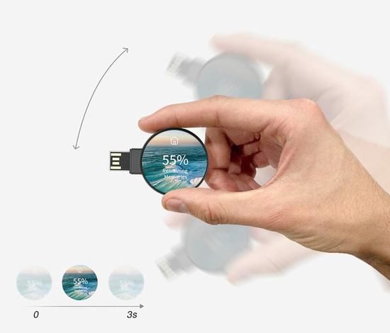 設計師研發智能U盤One-Step，配備顯示屏和智能加密